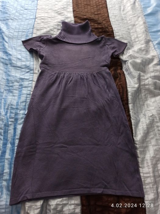 Sukienka fiołkowa cienka na zimę