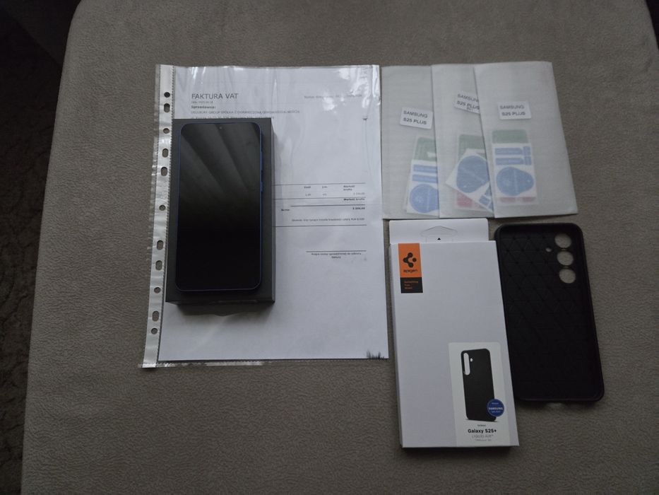 Samsung S 25 z 256 GB pamięci