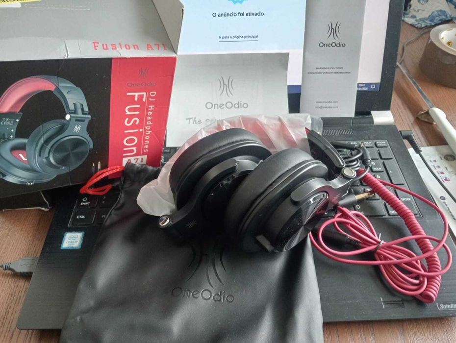 Auscultadores DJ OneOdio Fusion A71 - Monitorização Estúdio - NOVOS