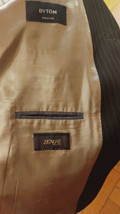 Elegancki garnitur firmy Bytom