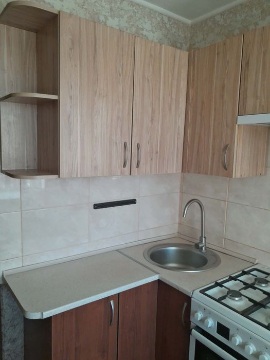 Кухня б/у 2.25 ×1.35