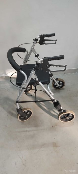 Chodzik balkonik aluminiowy