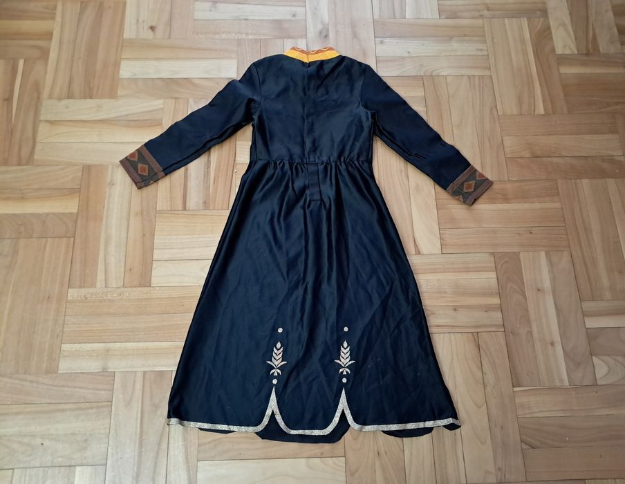 Sukieneczka na przebranie- Frozen  (7/8 lat)