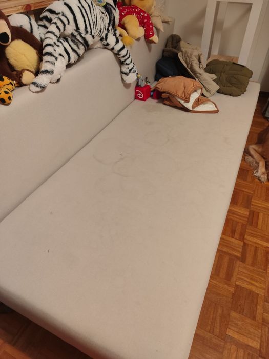 Sofá cama com gavetão do IKEA