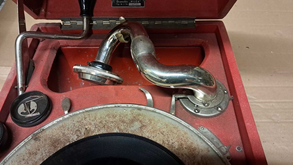 Retro gramofon Muza M-1  PRL Pomorska Fabryka Gramofonów
