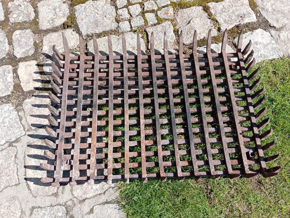 Ruszt do kominka solidny