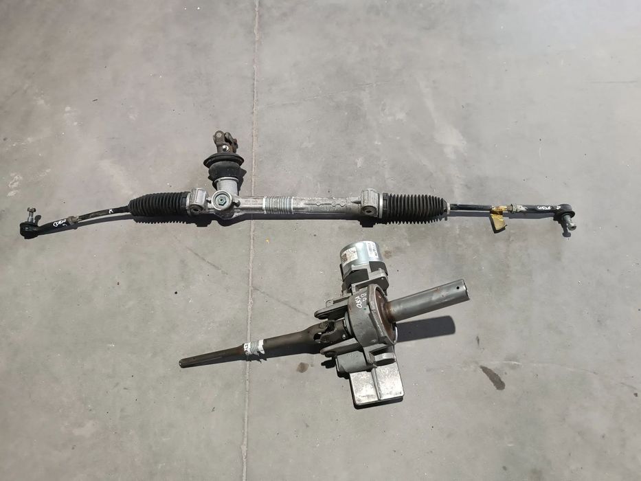 Opel corsa D 1.3cdti - Material diverso de meanica e chapa.