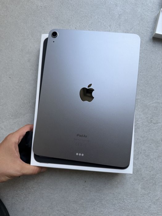 iPad Air 11 cali M2 128 GB tablet + rysik Apple Pencil Pro stan bardzo dobry