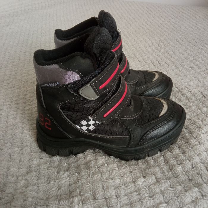 Buty zimowe chłopięce r 24