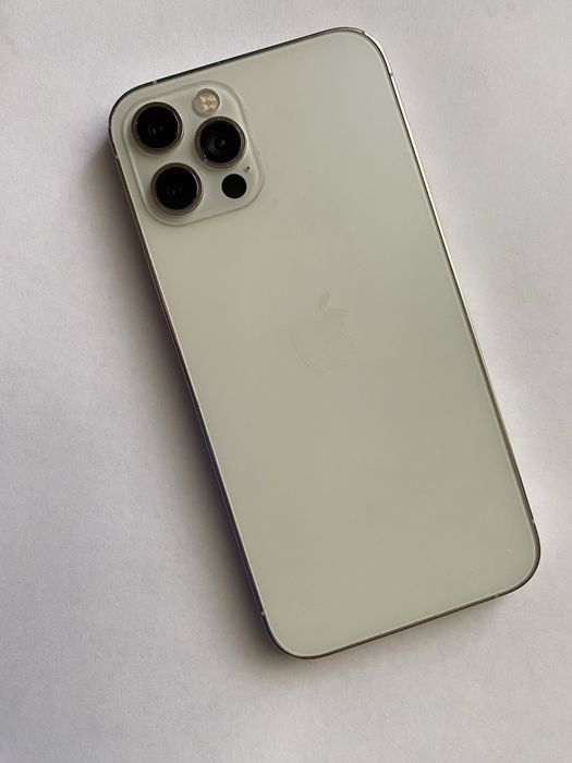 продам Iphone 12 pro 128