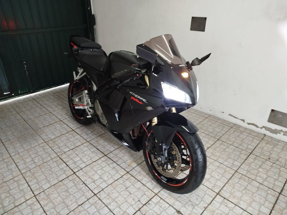 CBR 600rr Fireblade 2005