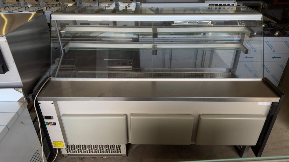 Vitrine refrigerada infrico