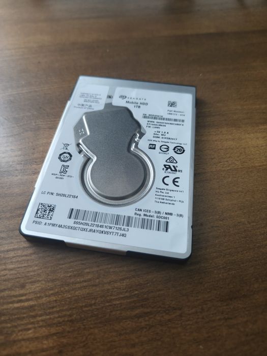 Жорсткий диск SEAGATE 1тб 2.5