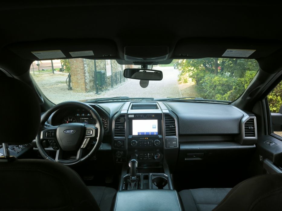 Ford F-150 4x4 5.0 LPG  3.5t na haku