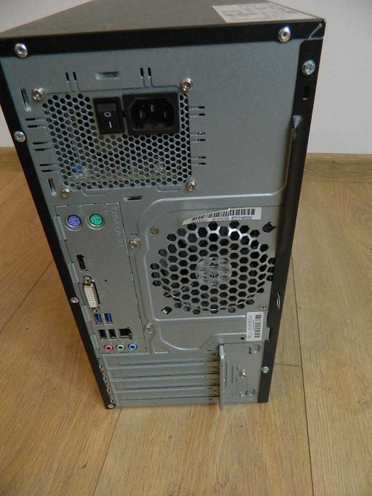 Fujitsu Esprimo P556 Core i5-6400 8GB DDR4