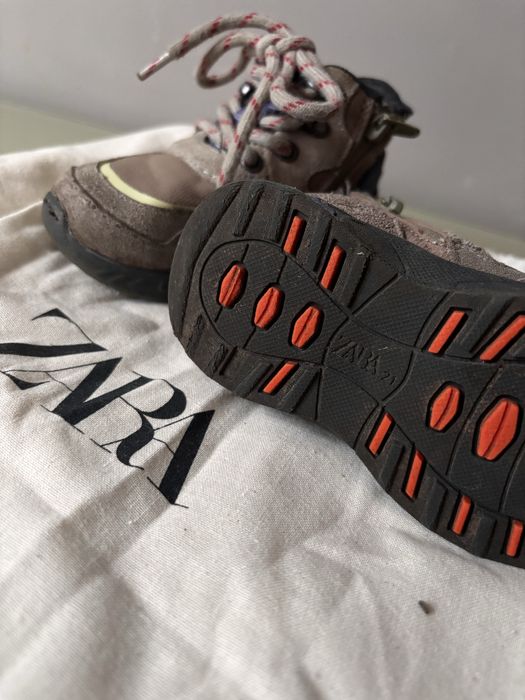 Черевечки zara ,ботинки в гарному стані