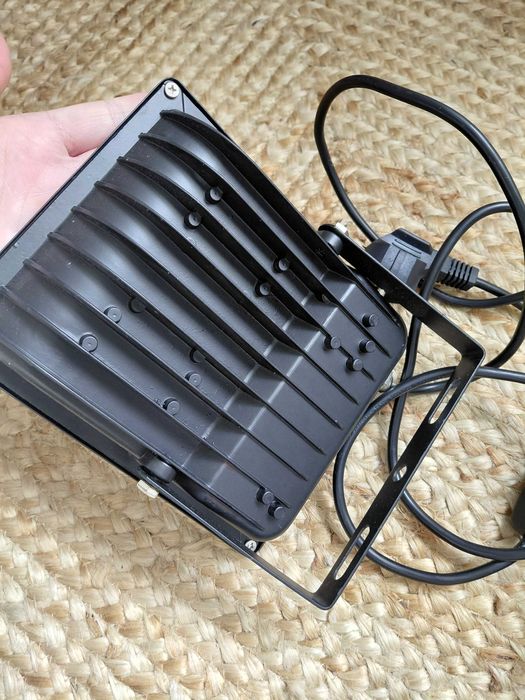 Holofotes de Luz Negra de 20 e 10w