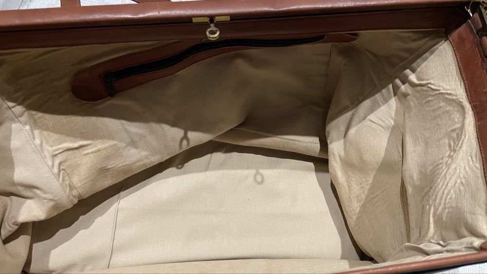 Mala de Pele Genuina