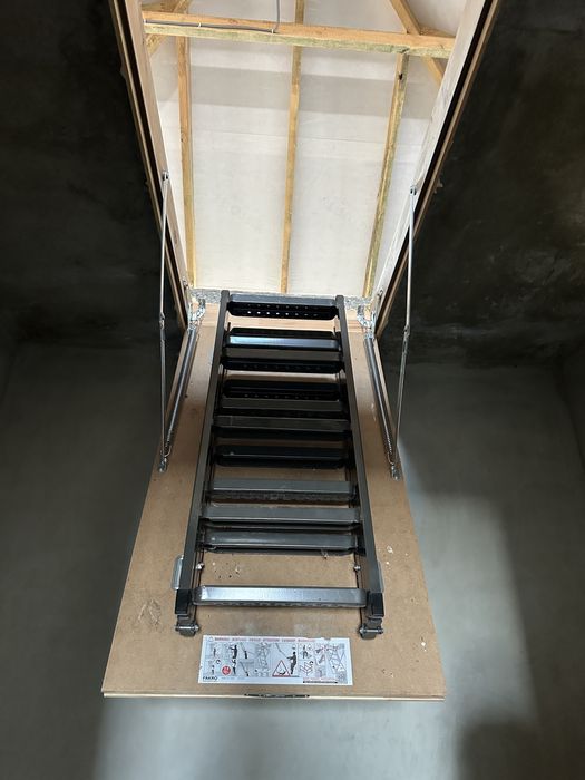 Продаж будинку і 30 сот землі яка примикає до траси ,Карпилівка кільце