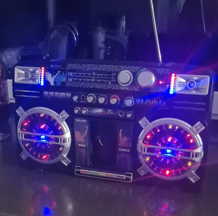 Radio bombox  lumiblaster cc312