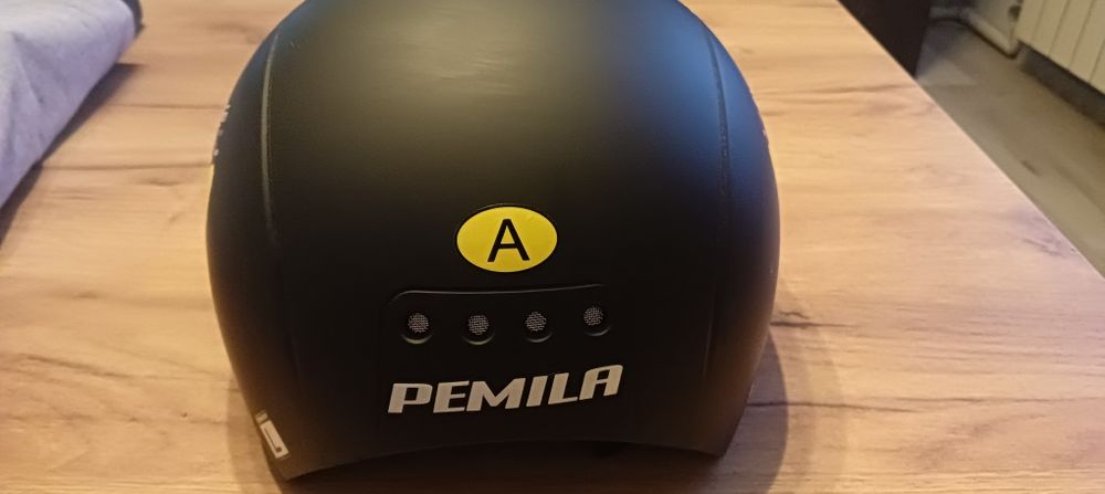 Kask rowerowy L z szybką