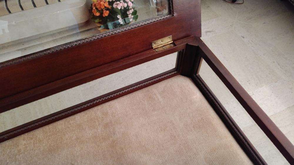 Coffee table with storage64285725490306123