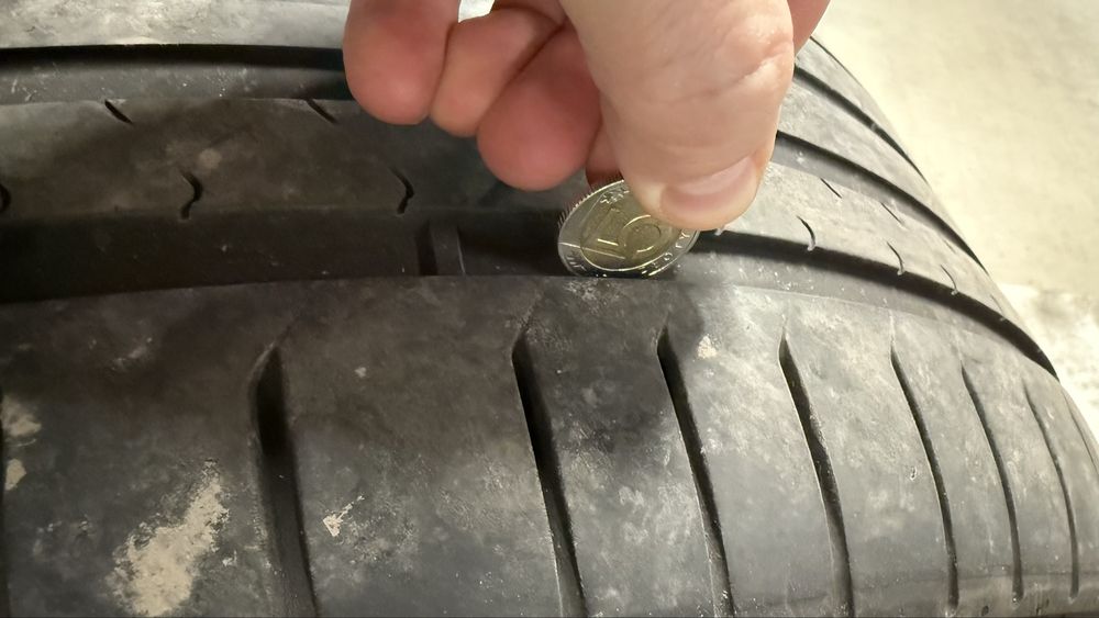 opona Pirelli 245/40/19 Mercedes MO