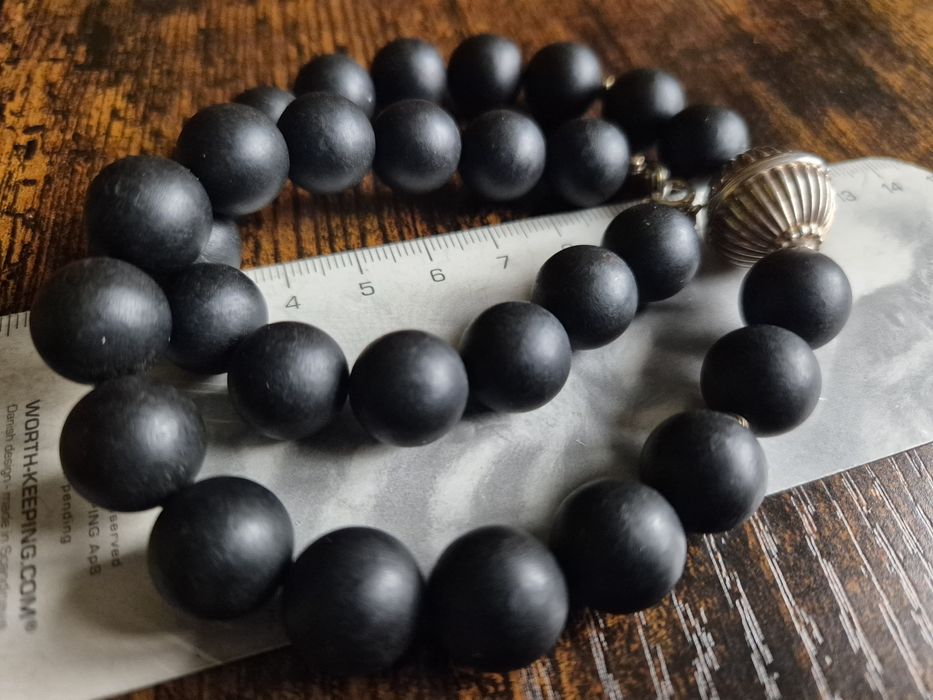 Naszyjnik bursztyn czarny