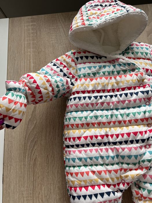 NEXT super kombinezon dziewczęcy z rękawiczkami 62 cm!