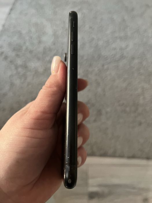 Продам iPhone xr 64 Gb