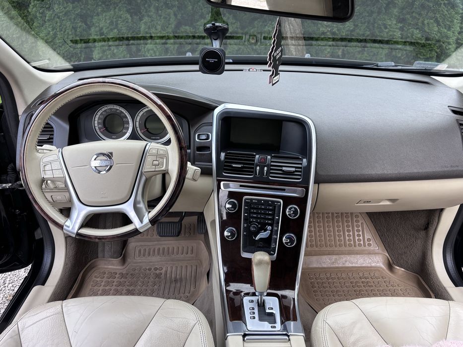 Volvo xc60 4x4 2.4D5 SUMMUM
