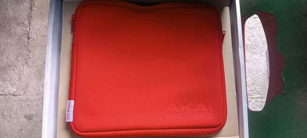 AKAI MPC STUDIO automat perkusyjny