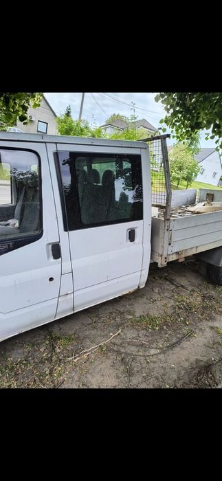 Ford Tranzit skrzyniowy 6 osobowy