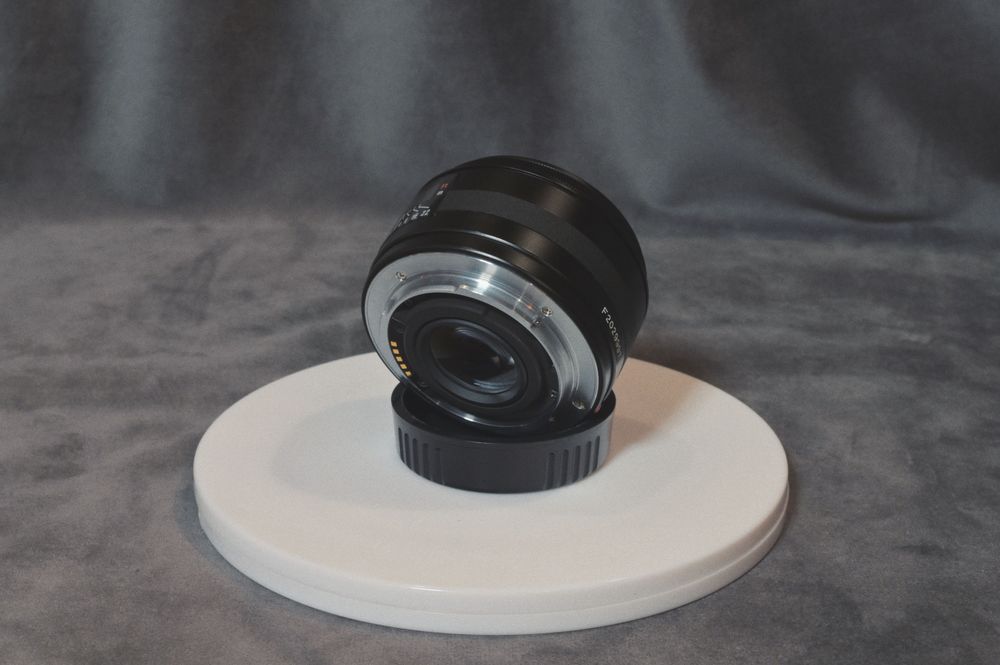 Vintage-Retro Obiektyw YASHICA AF 1.8/50mm