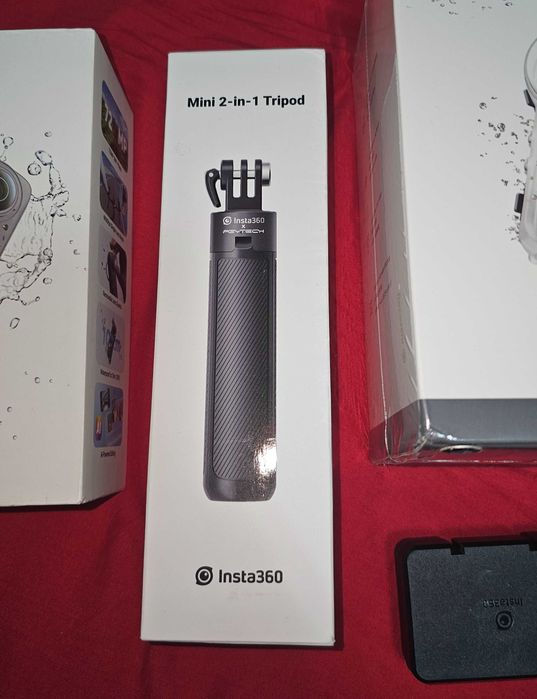 Insta360 X4 Camera 360 8K + Invisible Dive Case Selada