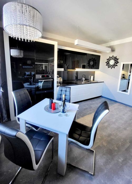 Bezpośrednio komfortowy apartament na tydzień lub dłużej , 58 m 2