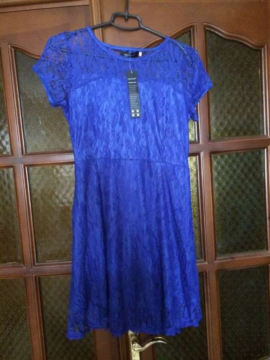 Кружевное платье