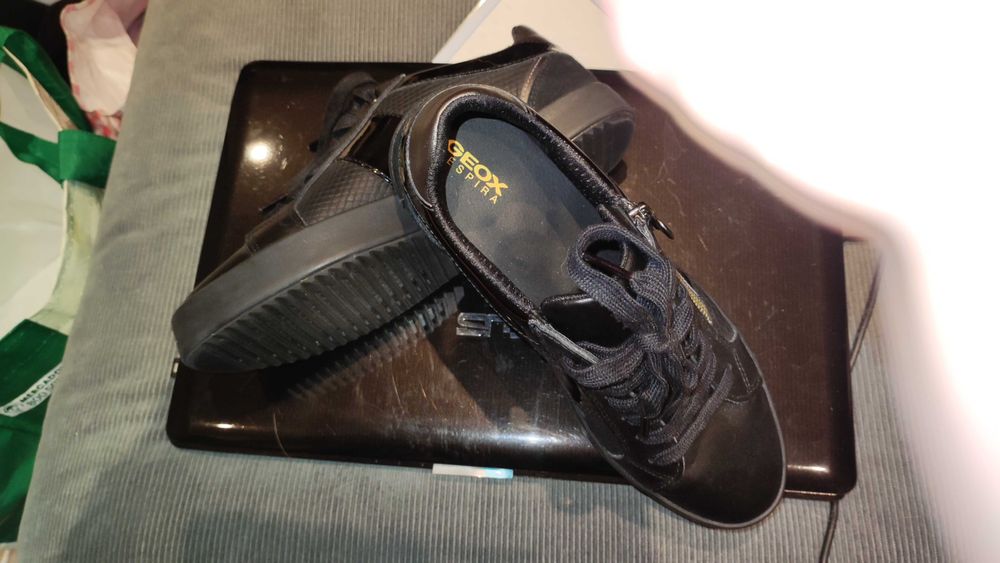Sapatilhas Geox novas