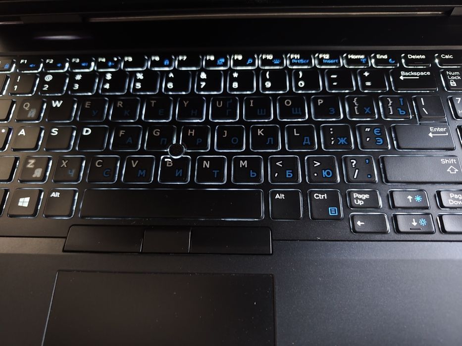 6 ядер Ігровий ноутбук DELL (i7 8750H/16/512/P3200 6gb)