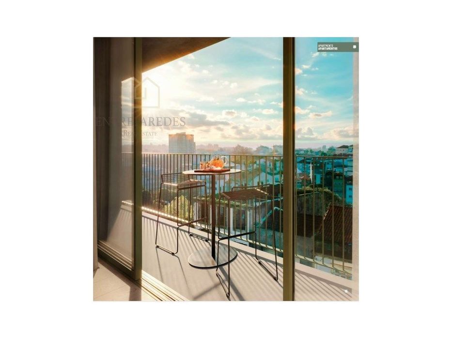 Apartamento T1 em construção para comprar no coração do Porto. Fraç...