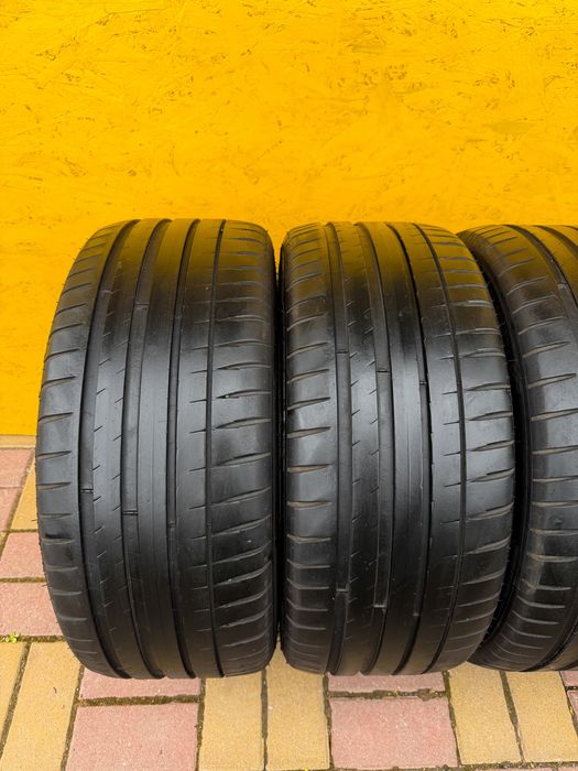 Шини Резина 245.40 R18 Michelin Pilot Sport Літо