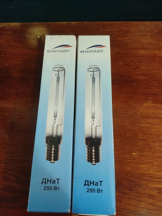 Лампи Днат 400,250 натрієві лампи