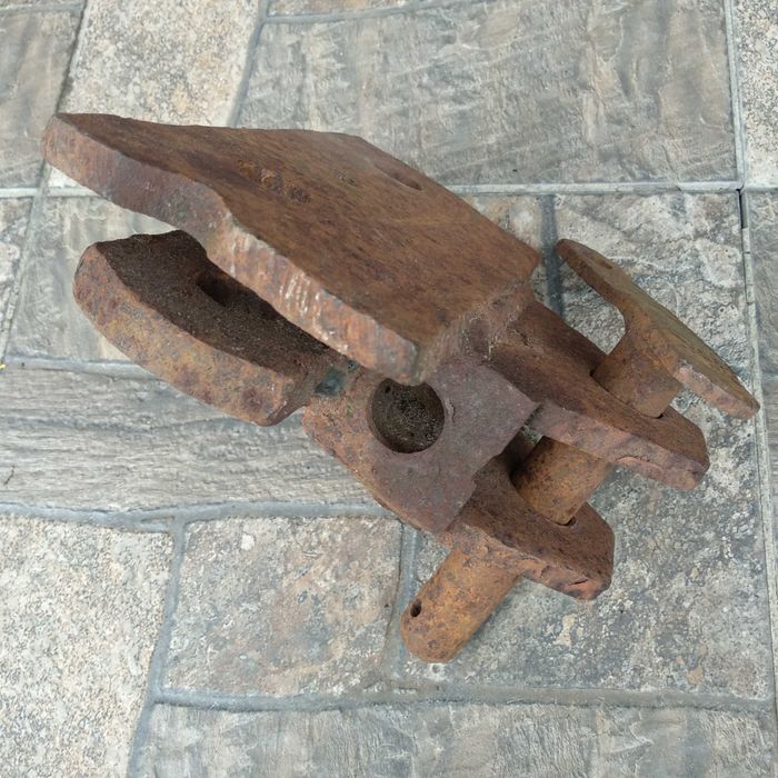 Форкоп, сєрга на трактор