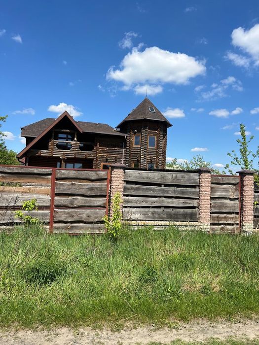 Продам будинок в смт Рокині Луцького району