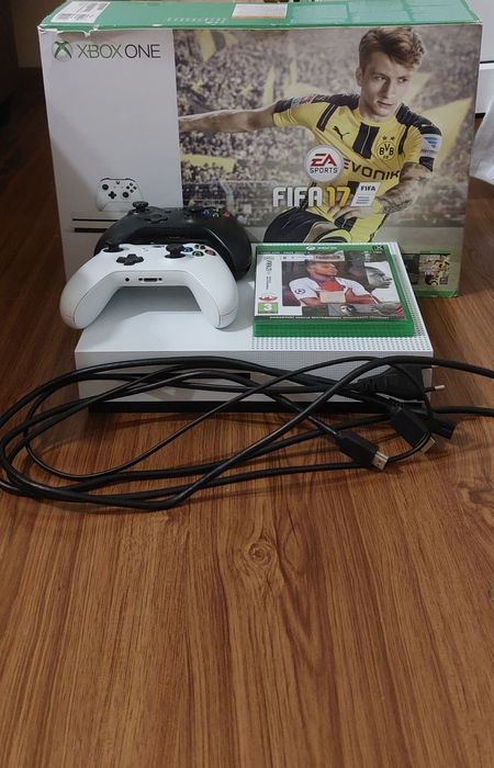 Microsoft - Xbox ONE X　ほぼ新品 マイクロソフト(MICROSOFT)|XBOX ONE X 1TB|HARDOFFオフモール