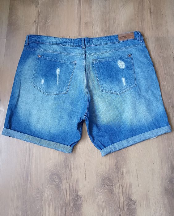 Szorty jeansowe r. 44/46
