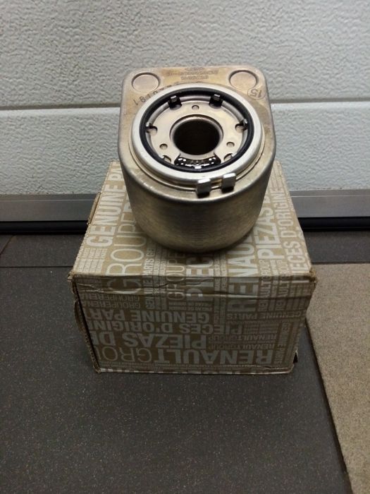 Chłodniczka oleju chłodnica Renault Megane 3 Scenic III 1.4 Tce 130KM