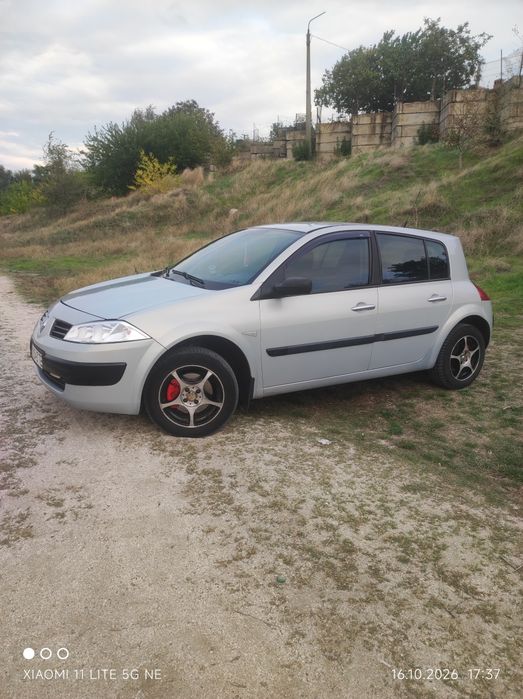 RENAULT MEGAN в идеальном состоянии