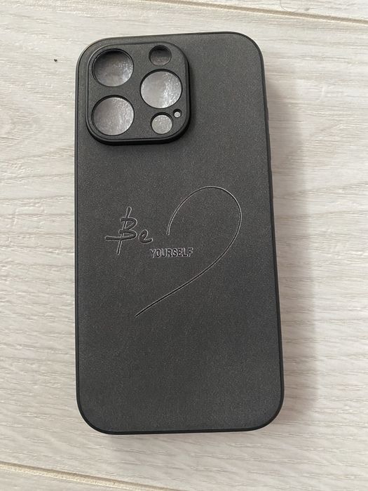 Чехол на iPhone 15 pro