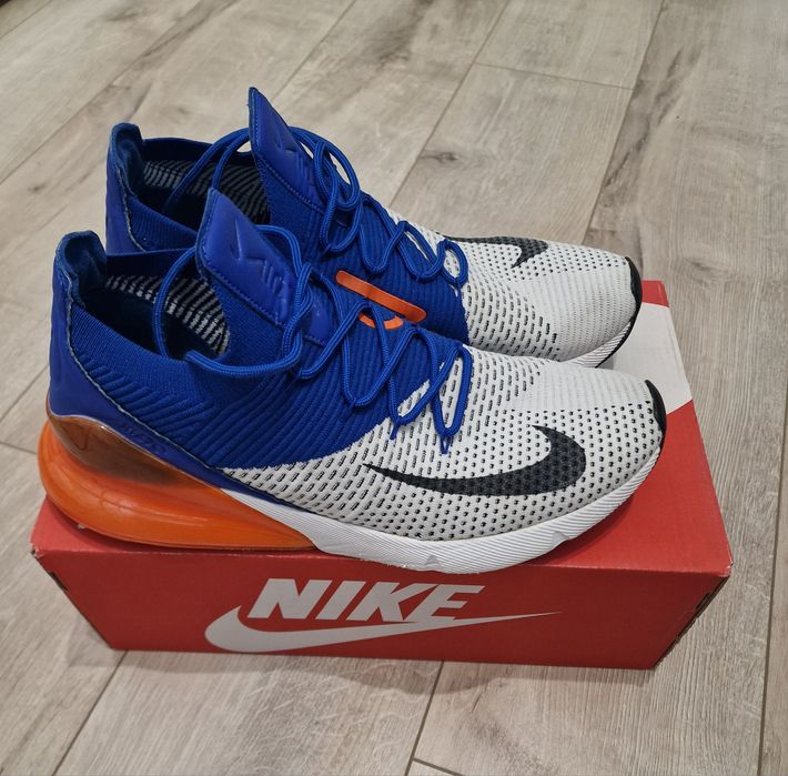 Кросівки Nike Air Max 270 Flyknit